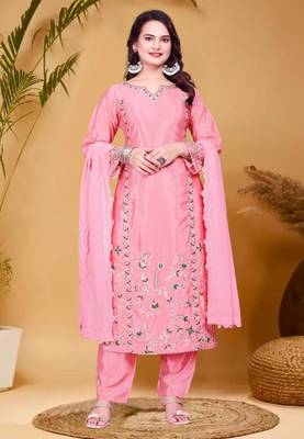Pink silk blend embroidered kurta set 1