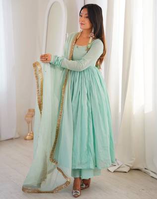 Blue faux georgette lace flared gown set 3