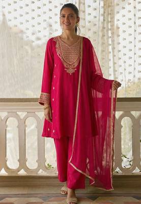 Rani pink soft silk blend heavy thread embroidery with sequins work readymade salwar kameez 3