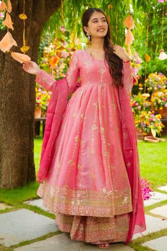 Pink silk blend embroidered flared gown set