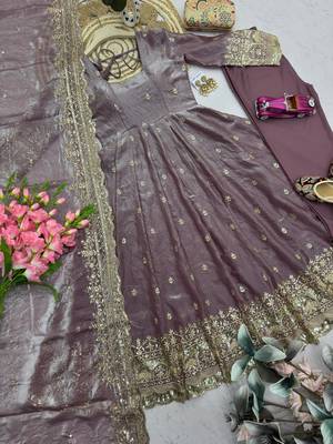 Light-lavender silk blend embroidered flared gown set 2
