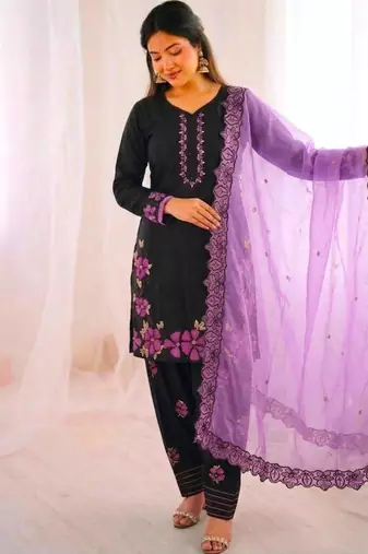 Black silk blend embroidered kurta set