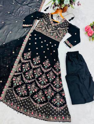 Black faux georgette embroidered anarkali set 4