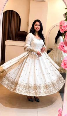 White silk blend embroidered flared gown set 1
