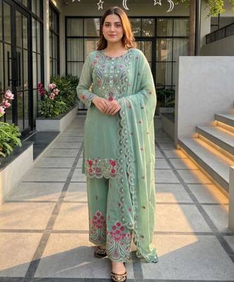 Green silk blend embroidered palazzo set 2