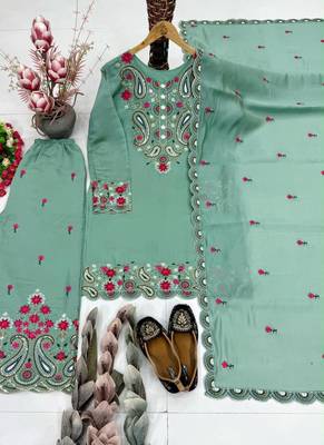 Green silk blend embroidered palazzo set 3