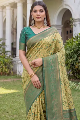PARROT GREEN ART SILK BANARASI JACUARD WORK SAREE WITH UNSTITCHED BLOUSE PIECE