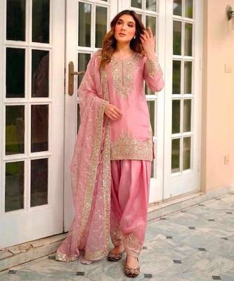 Pink silk blend embroidered farshi salwar set 1