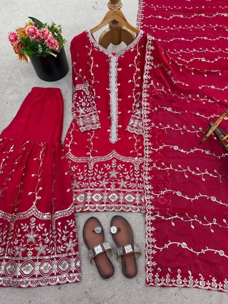 Red silk blend embroidered palazzo set