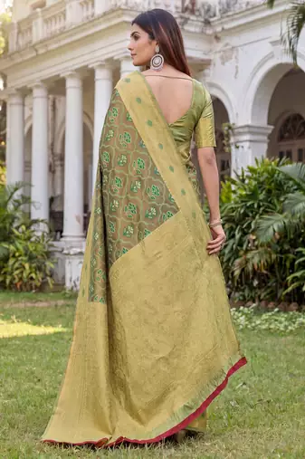 LIGHT GREEN ART SILK BANARASI JACUARD WORK SAREE WITH UNSTITCHED BLOUSE PIECE