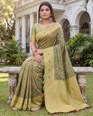 LIGHT GREEN ART SILK BANARASI JACUARD WORK SAREE WITH UNSTITCHED BLOUSE PIECE 3