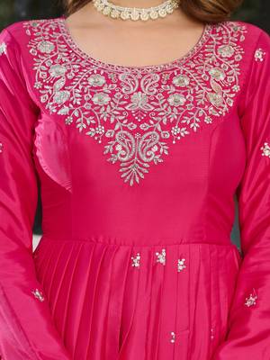 Hot-pink silk blend thread flared embroidered gown set 3