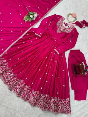 Hot-pink silk blend thread flared embroidered gown set 4