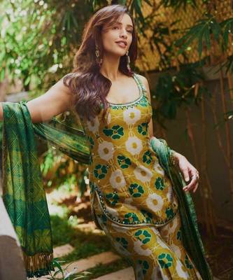 Yellow silk blend printed palazzo set 2