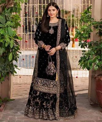 Black velvet embroidered sharara set 1