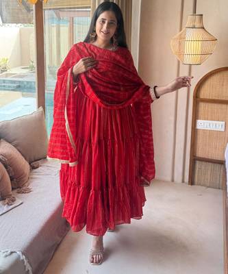 Red silk blend plain anarkali set 2