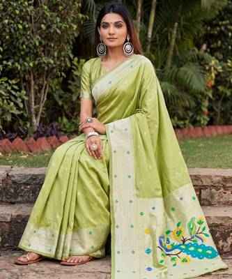 PARROT GREEN ART SILK JACUARD WORK SAREE WITH UNSTITCHED BLOUSE PIECE 2