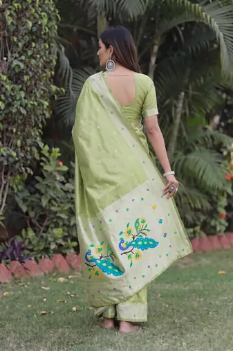PARROT GREEN ART SILK JACUARD WORK SAREE WITH UNSTITCHED BLOUSE PIECE
