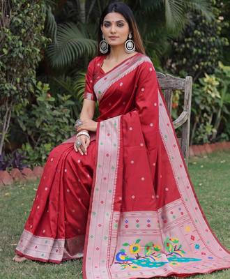RED ART SILK JACUARD WORK SAREE WITH UNSTITCHED BLOUSE PIECE 3