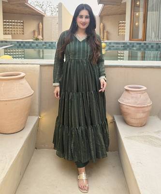 green heavy brocade party wear embroidery anarkali suit set 1