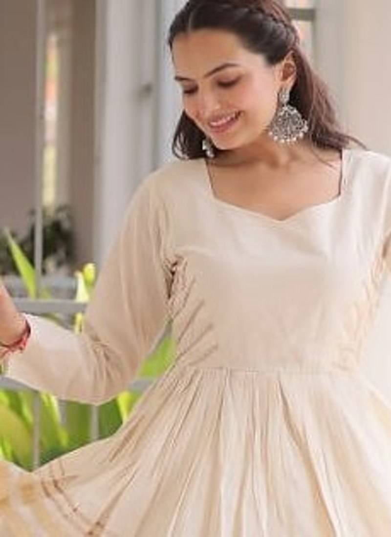 Women's Cora Cotton With Attractive Gota-Patti & Lace work Lehenga Choli SET-full stitched free size