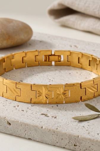 Brass micron buff gold finish stylish bracelet for men women