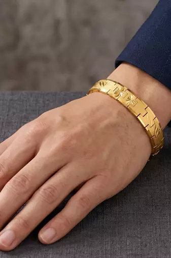 Brass micron buff gold finish stylish bracelet for men women