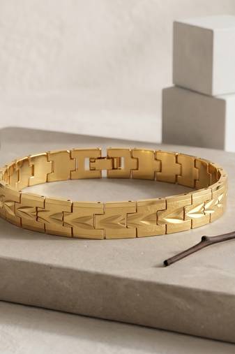 Brass micron buff gold finish stylish bracelet for men women