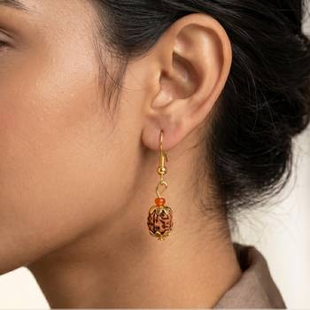 Brass gold natural original panchmukhi rudraksh earrings for men women 3