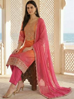 Women Ombre Printed Kurta with Trousers & With Dupatta 4