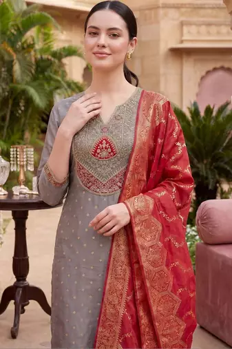 Women Ethnic Motifs Embroidered Kurta with Trousers & With Dupatta