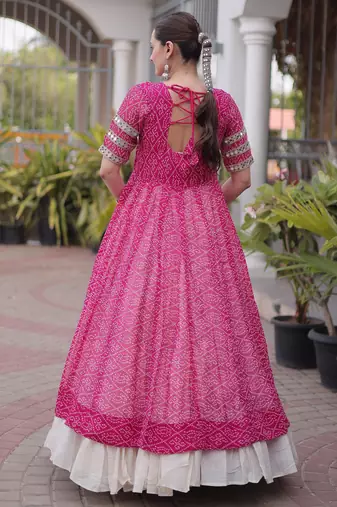 Off White Kora Cotton Chaniya Choli For Navratri Set With Kutchi Patchwork Pink Bandhani Kurti 