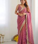 Pink Color butti Beautiful lace border work border design with beautiful pallu Silk Blend Saree