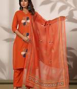 Women Ethnic Motifs Thread Work Cotton Kurta with Trousers & With Dupatta