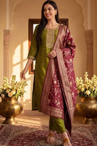 Women Ethnic Motifs Embroidered Kurta with Trousers & With Dupatta