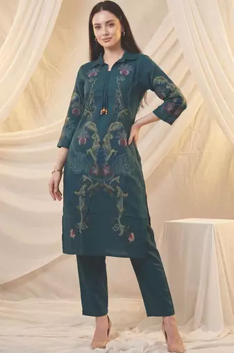 Women Floral Embroidered Thread Work Kurta with Palazzos