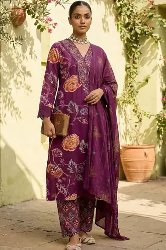 Women Floral Printed Sequinned Cotton Kurta with Trousers & With Dupatta