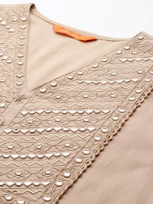 Floral Embroidered Kurta with Trousers & Dupatta 2