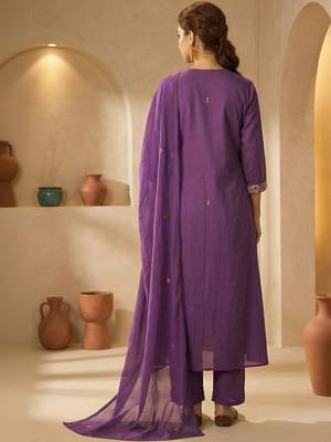 Women Ethnic Motifs Embroidered Panelled Thread Work Cotton Kurta with Trousers & With Dupatta 4