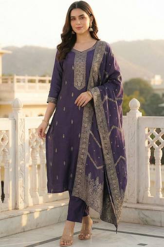 Women Ethnic Motifs Embroidered Thread Work Kurta with Trousers & With Dupatta