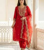 Women Ethnic Motifs Embroidered Liva Kurta with Trousers & With Dupatta