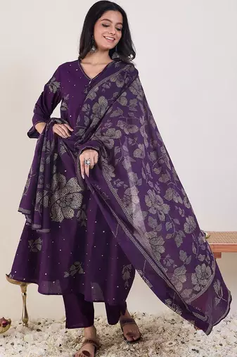 Women Floral Printed Cotton Kurta with Trousers & With Dupatta