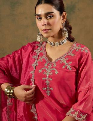 Floral Embroidered Kurta With Trousers & Dupatta 2