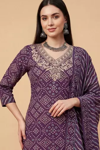 Women Ethnic Motifs Printed Thread Work Cotton Kurta with Trousers & With Dupatta