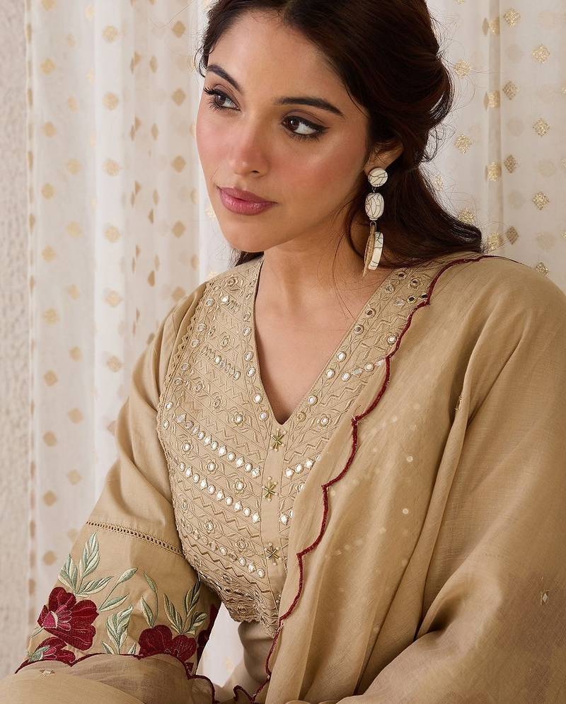 Women Ethnic Motifs Embroidered Mirror Work Cotton Kurta with Trousers & With Dupatta