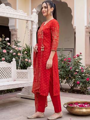 Women Ethnic Motifs Printed Angrakha Cotton Kurta with Trousers & Dupatta 3