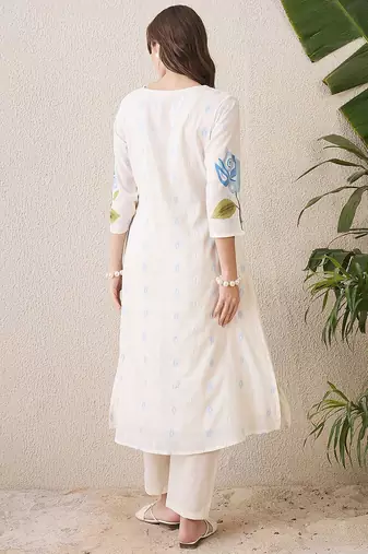 Floral Printed Pleated Mandarin Collar Cotton A-Line Kurta With Trousers