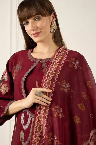 Floral Embroidered Round Neck Straight Kurta With Trousers & Dupatta