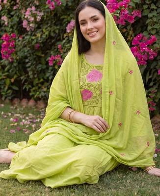 Women Floral Embroidered Tiered Thread Work Cotton Kurta with Trousers & With Dupatta 1