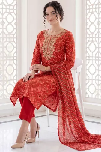 Women Ethnic Motifs Printed Mirror Work Cotton Kurta with Trousers & With Dupatta
